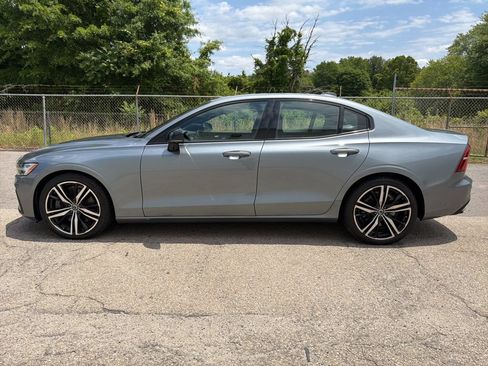 Used 2019 Volvo S60 T6 R-Design AWD/4WD image 5