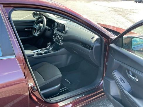 Used 2024 Nissan Sentra SV image 26