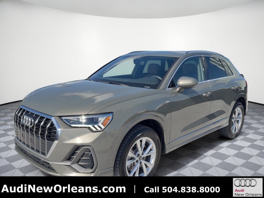 Certified 2025 Audi Q3 2.0T Premium w/ Convenience Package AWD/4WD image 1
