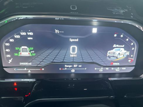 Used 2022 GMC Sierra 1500 SLT w/ X31 Off-Road Package image 17