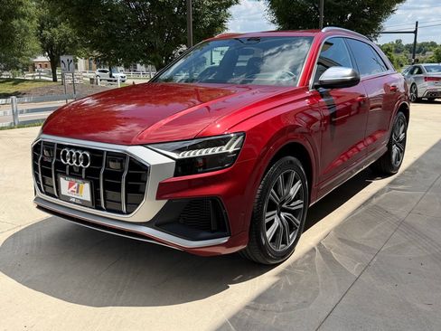 Used 2022 Audi SQ8 Prestige AWD/4WD image 5