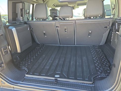 Used 2023 Land Rover Defender 110 Carpathian Edition image 33