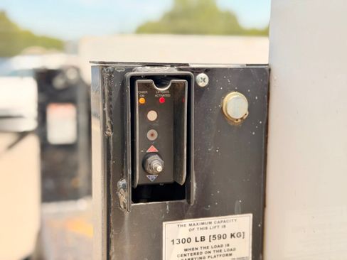 Used 2022 Ford F350 XL w/ Power Equipment Group RWD image 15