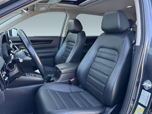 Used 2025 Honda CR-V EX-L image 5