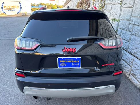 Used 2019 Jeep Cherokee Limited image 5