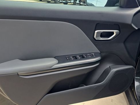 New 2026 Kia K4 FWD image 17