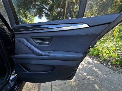 Used 2012 BMW 528i Sedan RWD image 17