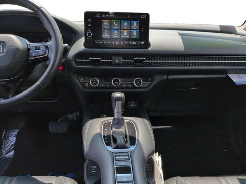 Used 2025 Honda HR-V EX-L image 11