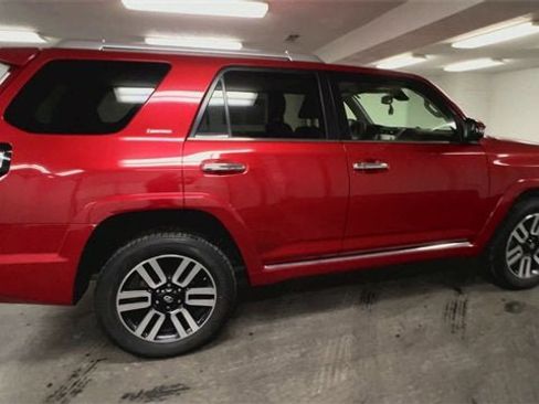 Used 2022 Toyota 4Runner Limited image 9