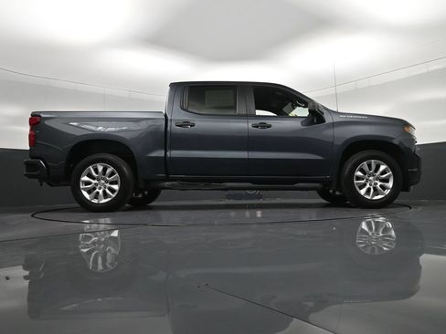 Used 2022 Chevrolet Silverado 1500 Custom w/ Safety Confidence Package RWD image 30