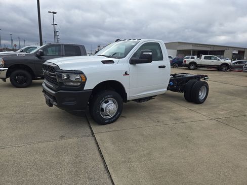 New 2024 RAM 3500 Tradesman image 1