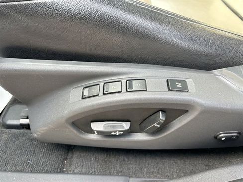 Used 2017 Volvo XC60 T5 Dynamic w/ Preferred Option Package image 24