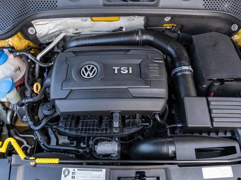 Used 2017 Volkswagen Beetle 1.8T Dune FWD image 31