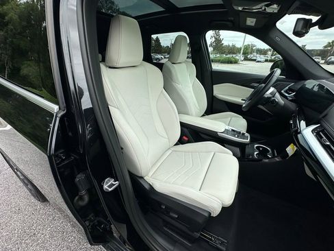 Certified 2026 BMW X1 xDrive28i w/ Technology Package AWD/4WD image 25