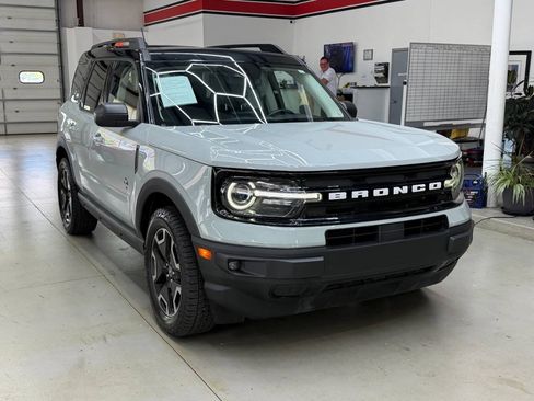 Used 2021 Ford Bronco Sport Outer Banks w/ Outer Banks Package AWD/4WD image 1