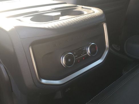 Used 2025 Ford Expedition Max Platinum image 13