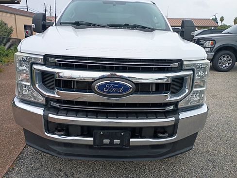 Used 2022 Ford F250 XL w/ STX Appearance Package AWD/4WD image 4