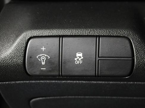Certified 2025 Hyundai Elantra Sport FWD image 23