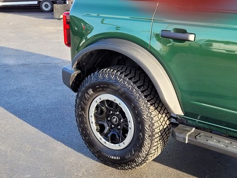 Used 2024 Ford Bronco Big Bend w/ Sasquatch Package image 26