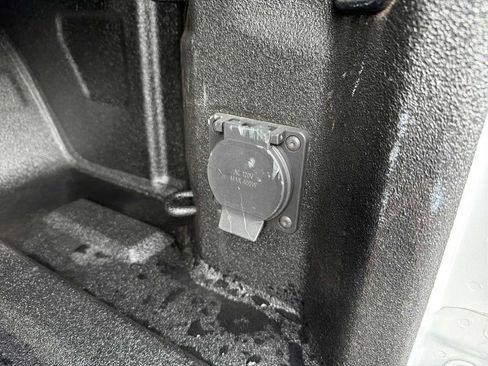 Used 2020 GMC Sierra 1500 SLT w/ SLT Premium Plus Package image 33