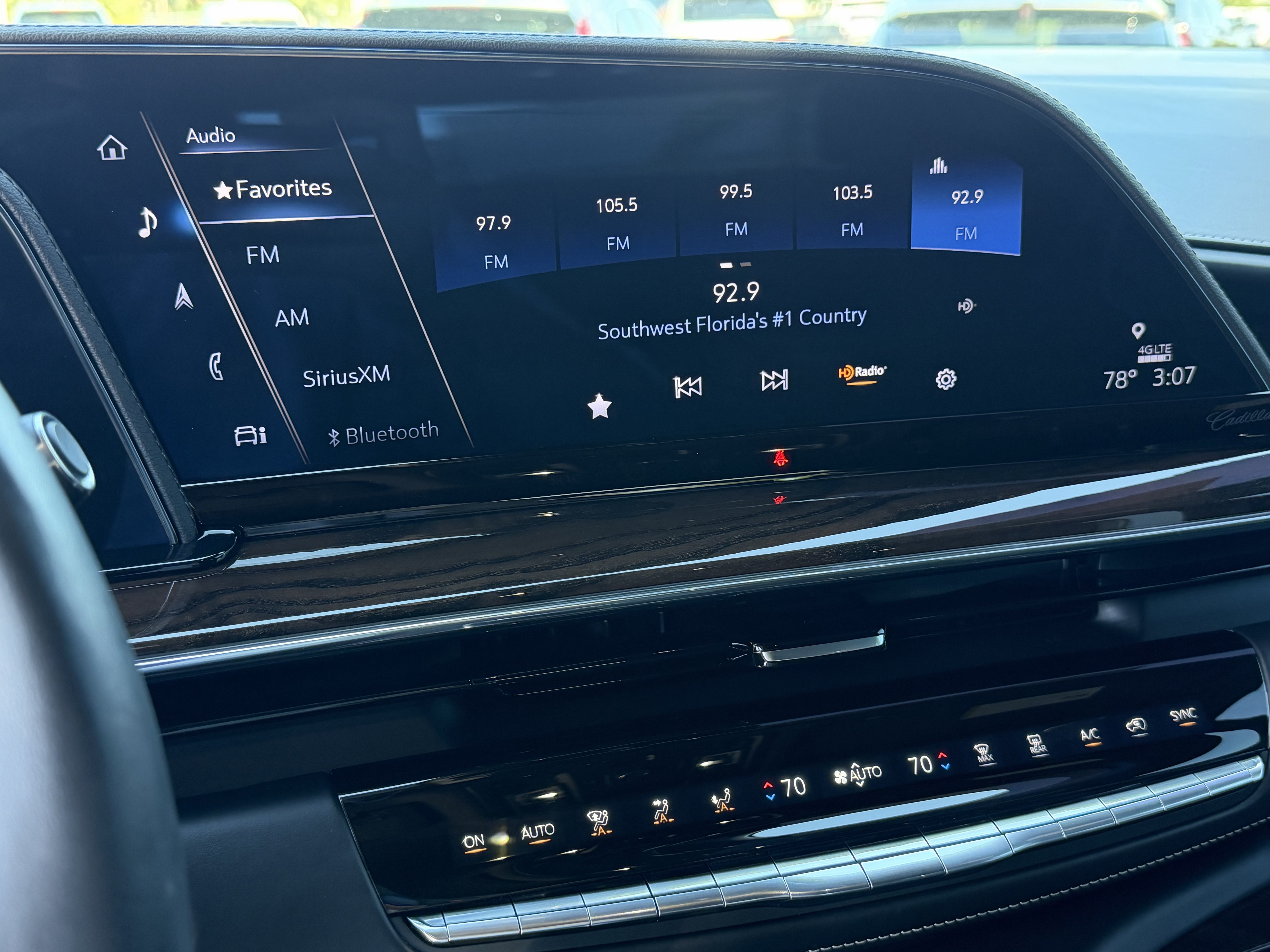 Certified 2023 Cadillac Escalade Sport Platinum AWD/4WD image 33