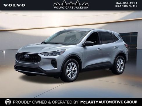 Used 2023 Ford Escape Active FWD image 7