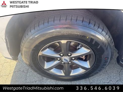 Used 2019 Ford Expedition Max XLT w/ Equipment Group 202A image 4