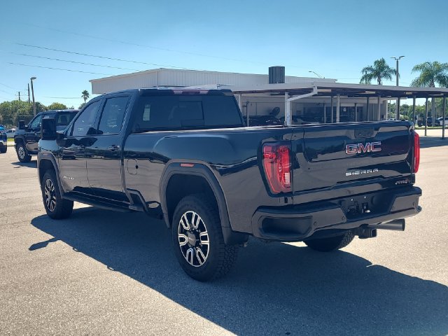Used 2023 GMC Sierra 2500 AT4 w/ AT4 Premium Plus Package AWD/4WD image 3