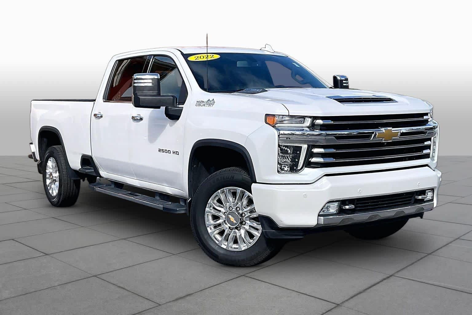 Used 2022 Chevrolet Silverado 2500 High Country w/ Z71 Off-Road Package AWD/4WD image 3