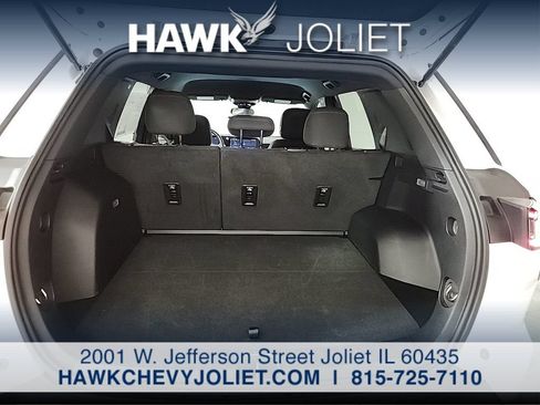 Used 2025 Chevrolet Equinox LT FWD image 19