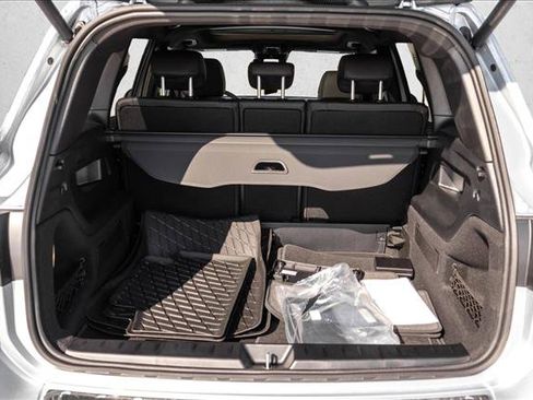 New 2026 Mercedes-Benz GLB 250 4MATIC image 21