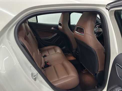 Used 2017 Mercedes-Benz GLA 250 image 26