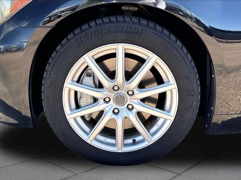 Used 2011 INFINITI M56 RWD image 9