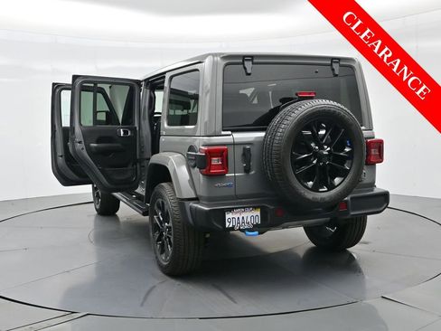 Used 2023 Jeep Wrangler Unlimited Sahara w/ Cold Weather Group image 45