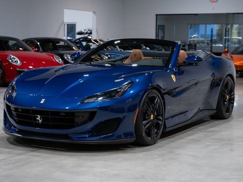 Used 2020 Ferrari Portofino image 77