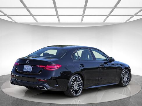 Used 2022 Mercedes-Benz C 300 Sedan image 3
