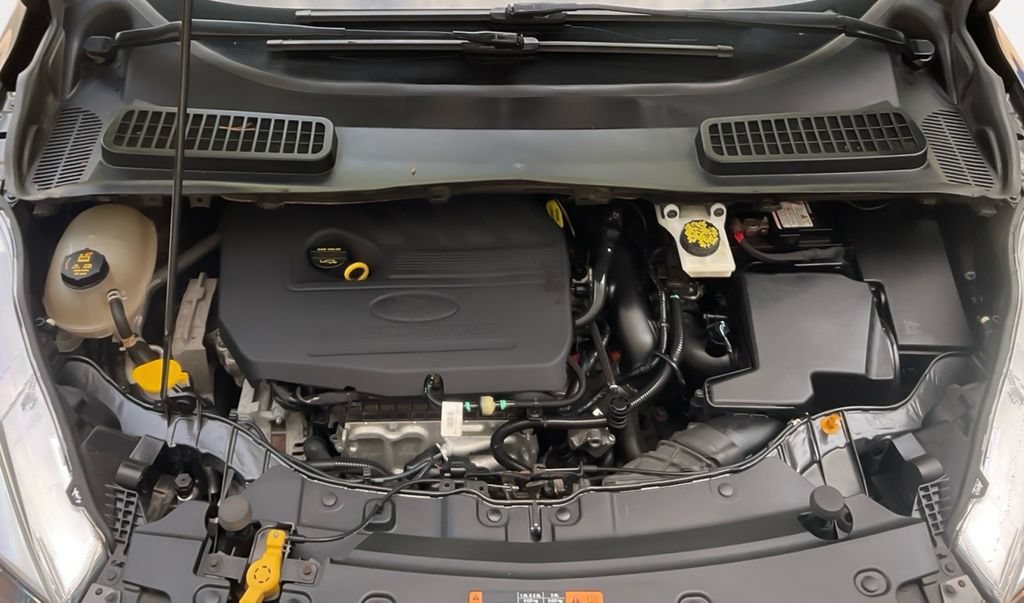 Used 2018 Ford Escape SE w/ Ford Safe & Smart Package AWD/4WD image 26