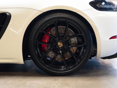 Used 2021 Porsche 718 Boxster Spyder image 29