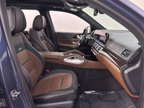 Used 2024 Mercedes-Benz GLS 63 AMG AMG GLS 63 image 16