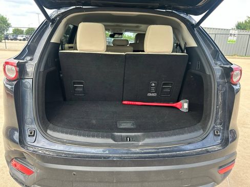 Used 2021 MAZDA CX-9 Touring w/ Touring Premium Package FWD image 10