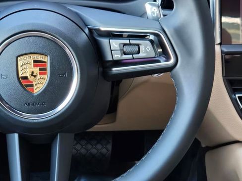 Used 2026 Porsche Macan image 17