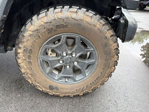 Used 2021 Jeep Gladiator Sport AWD/4WD image 7