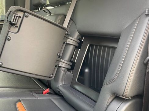 Certified 2024 GMC Sierra 2500 AT4 w/ Technology Package image 26