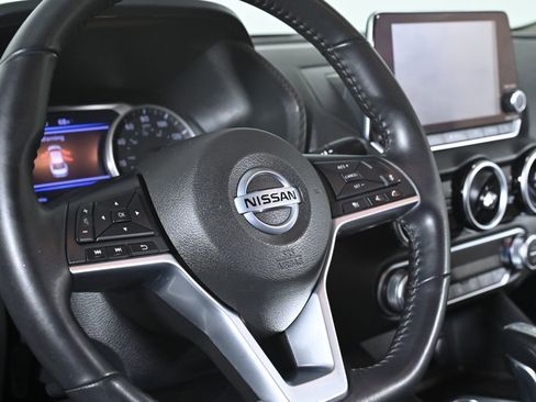 Used 2020 Nissan Sentra SV image 13