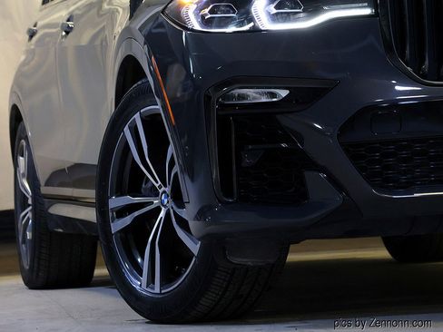 Used 2021 BMW X7 xDrive40i w/ M Sport Package image 4