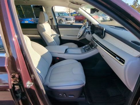 Used 2024 Hyundai Palisade Calligraphy image 40