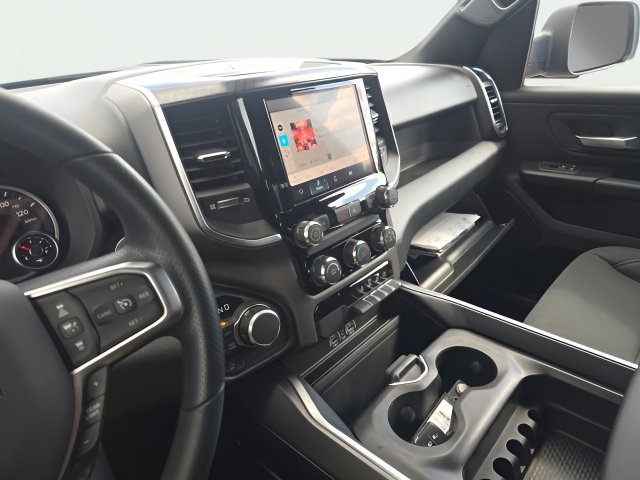 New 2026 RAM 1500 Express AWD/4WD image 23
