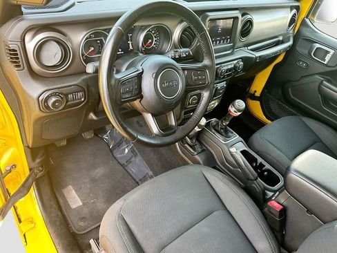 Used 2020 Jeep Wrangler Sport image 9