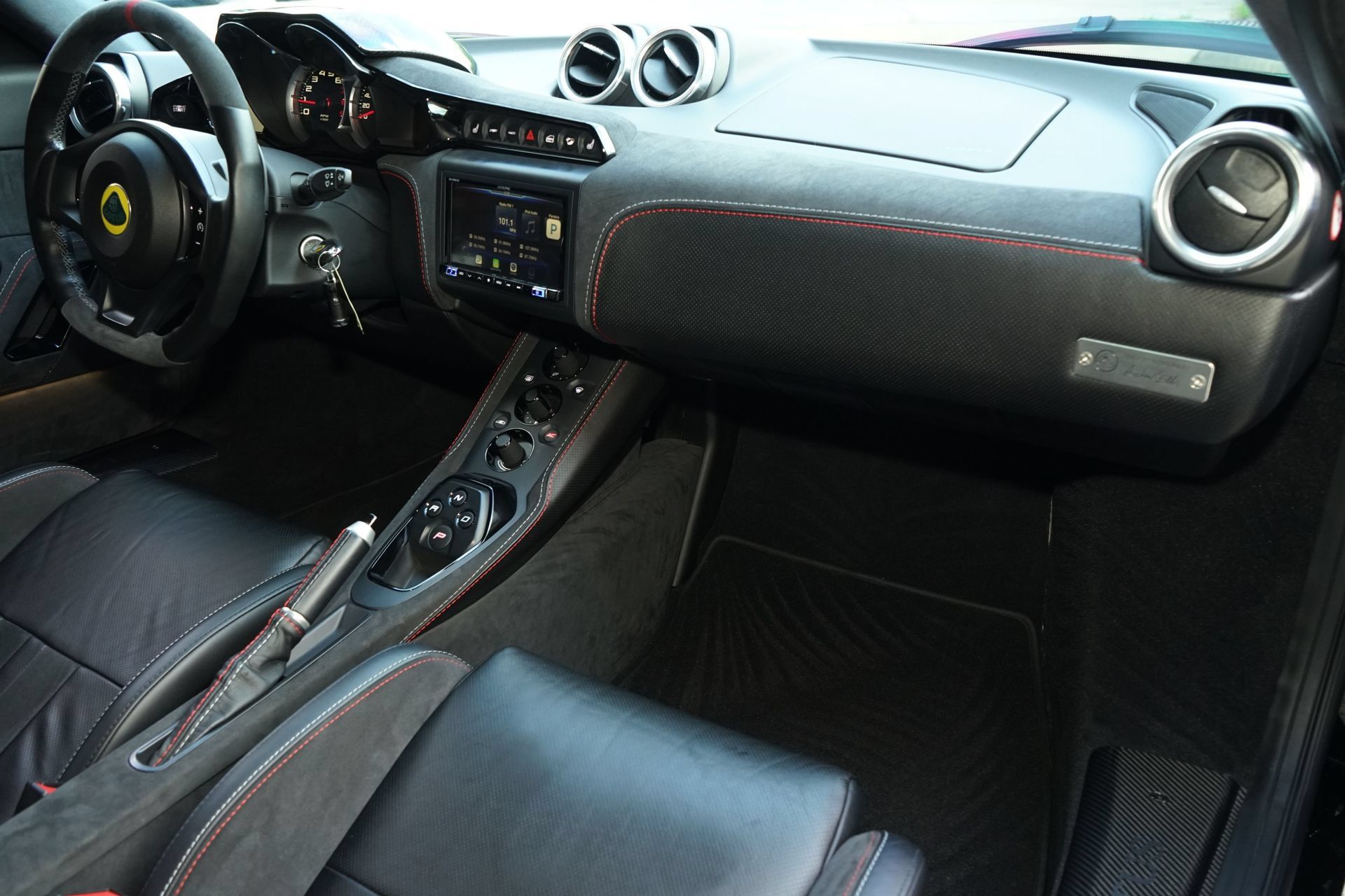 Used 2020 Lotus Evora RWD image 11