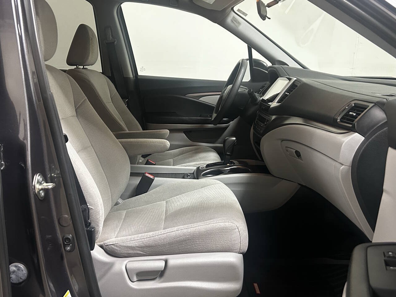 Used 2016 Honda Pilot EX image 25